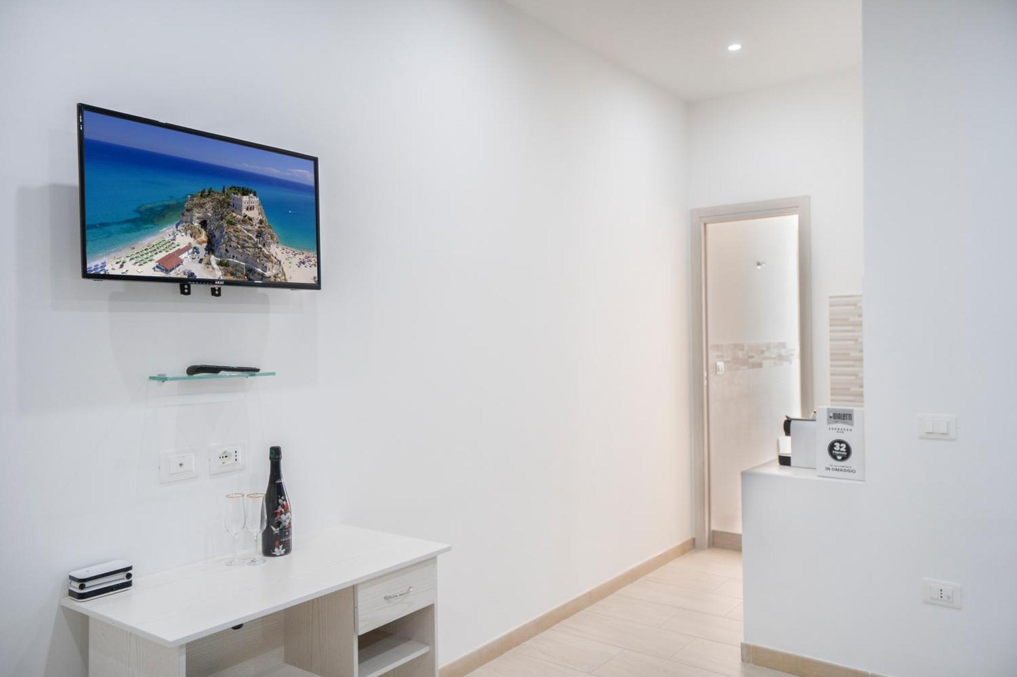 Saverio'S Apartment تروبيا المظهر الخارجي الصورة
